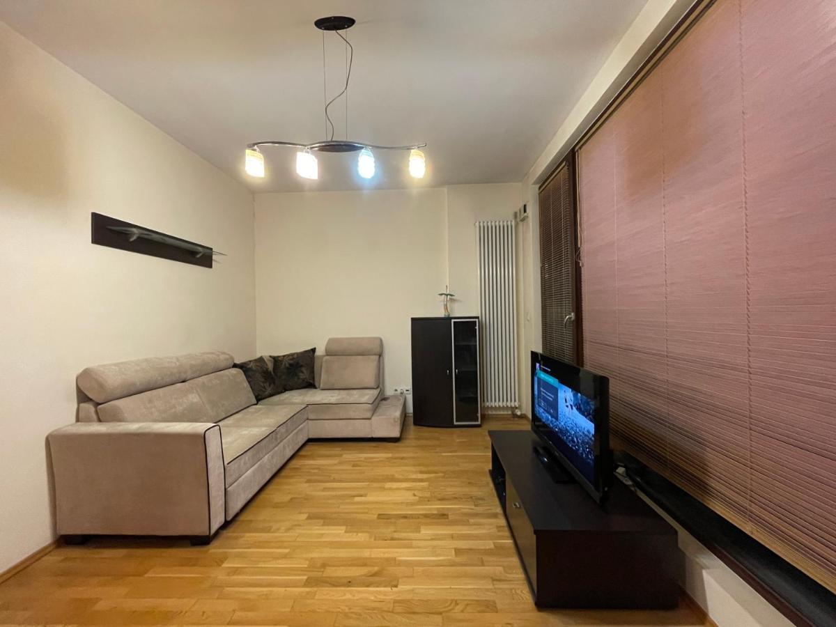 Triton Park Apartaments Warschau Buitenkant foto