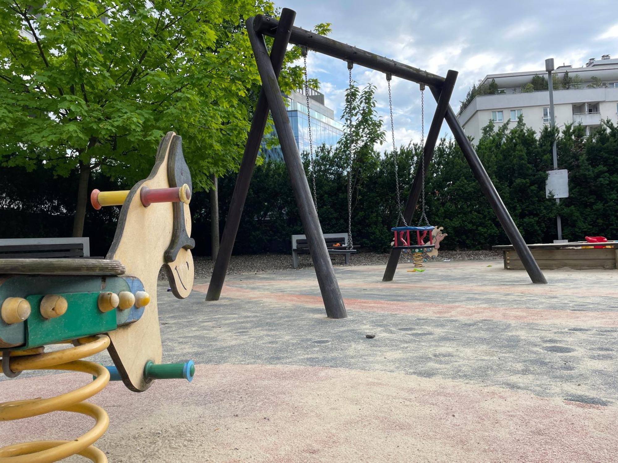 Triton Park Apartaments Warschau Buitenkant foto